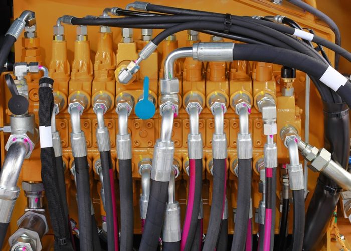 6 signs you should replace your hydraulic hoses